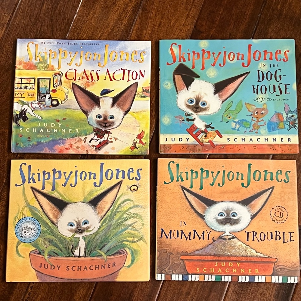Skippyjon Jones Lot of 4 Hardcover Children’s Books, One with Bonus CD EUC